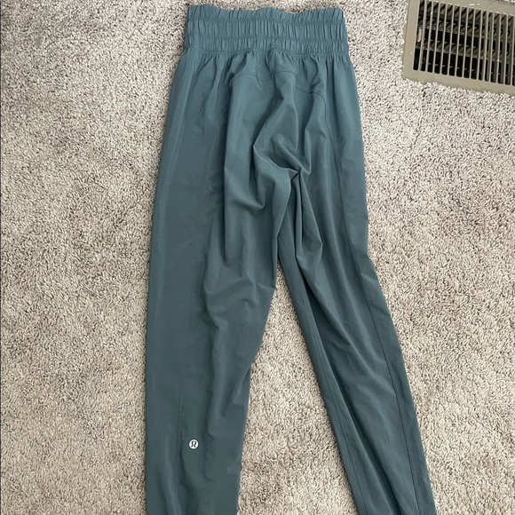 lululemon athletica Pants - Lululemon joggers